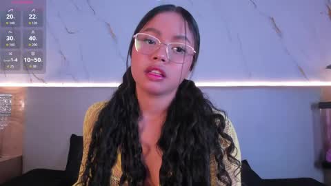 aprilgrey111 online show from March 27, 7:47 pm