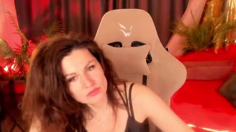 aprill_o_nill online show from March 21, 5:40 pm