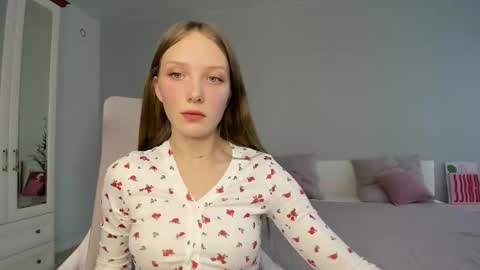 Snapshot of ar_ya18 chatting on October 22, 8:30 am Lina online show from October 22, 8:30 am