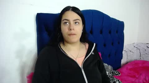Snapshot of ari_coohachelaa chatting on October 4, 9:52 pm ARIANNA  online show from October 4, 9:52 pm