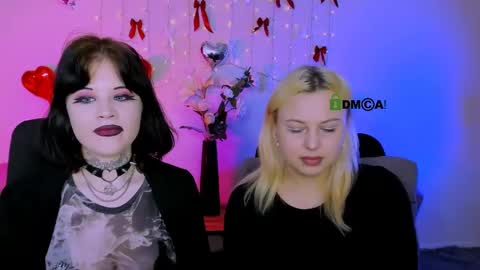 aria_blaze_ online show from April 14, 8:47 am