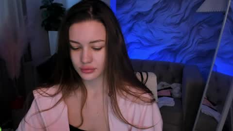 aria_mila online show from April 13, 3:19 am