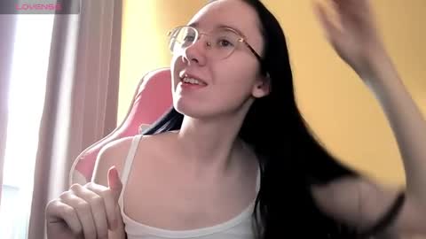 Aria online show from April 14, 3:17 am