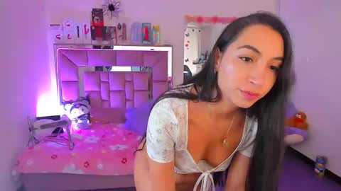 ariadnacappelletty online show from March 19, 5:06 pm