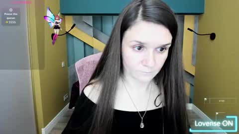 AriaGray online show from December 4, 2:41 pm