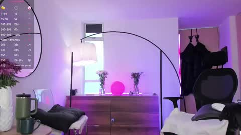 DaniAri - dimension X at night NY time online show from March 24, 1:49 pm