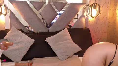 Ariana online show from July 12, 3:24 pm
