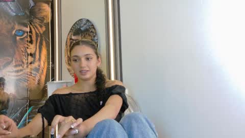 ariana_toro online show from April 15, 8:09 pm