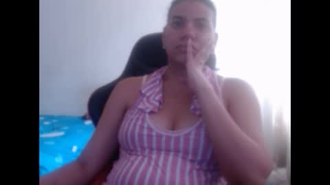 ariannaloovel online show from October 18, 4:43 pm