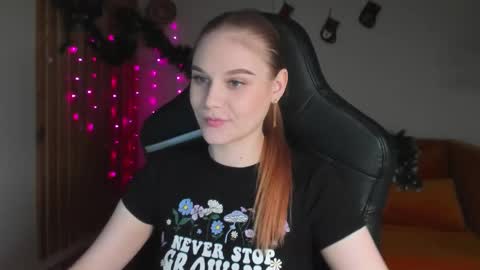 Aria online show from December 22, 5:38 pm