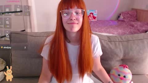 Ariel Donovan online show from September 12, 1:40 pm