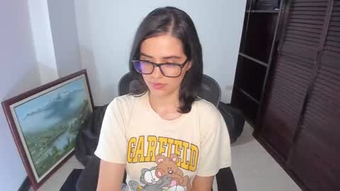 Ariel Pink Diamond online show from December 4, 8:53 pm