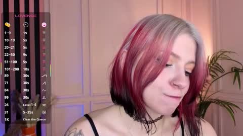 Ariel online show from November 8, 4:12 pm