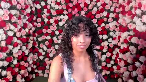 Snapshot of ariella_ruiz chatting on January 30, 12:37 pm A R I online show from January 30, 12:37 pm