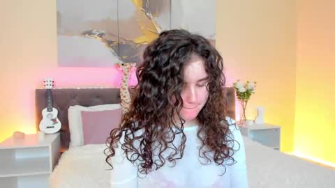 Snapshot of ariella_sol chatting on December 9, 1:07 am Ariella GTM3 Tue Wed Thu Fri Sat 0400 am-1030pm online show from December 9, 1:07 am