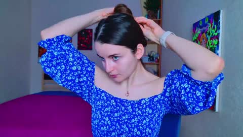 arielstonks_lovee online show from January 31, 6:35 am