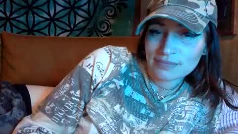 ariel  colin when hes here online show from March 12, 2:20 am