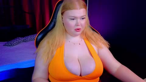 Adele online show from April 5, 9:14 pm