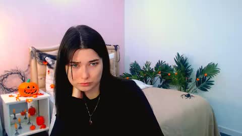 Ari online show from November 10, 1:17 pm