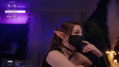 Arina online show from October 31, 7:40 pm