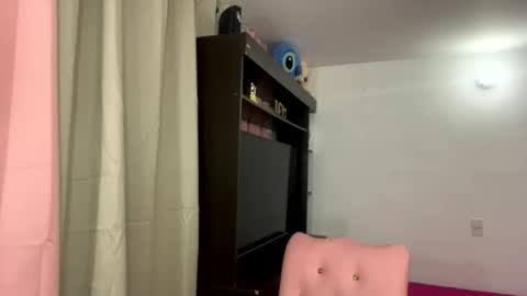 ariza1515 online show from February 25, 11:10 am