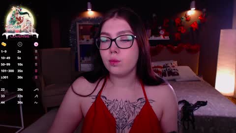 Snapshot of arizonaa_muse chatting on January 4, 12:27 pm Astrid online show from January 4, 12:27 pm