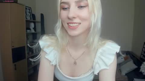 Emily online show from July 17, 6:51 am