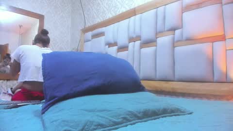 Arleth  online show from November 11, 3:02 am