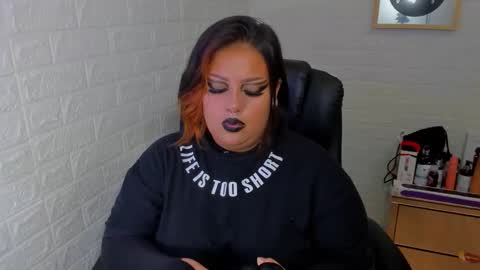 artenisa_tay69 online show from February 4, 3:31 am