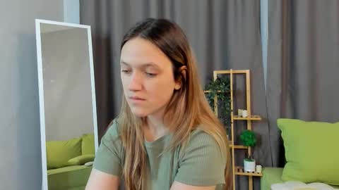 Snapshot of arthurpelto chatting on October 18, 7:04 pm Sara online show from October 18, 7:04 pm