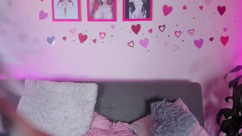 MIA OF artmiajoy online show from February 21, 1:11 pm