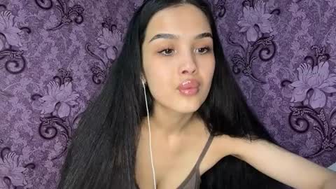 Amina online show from February 26, 6:40 pm