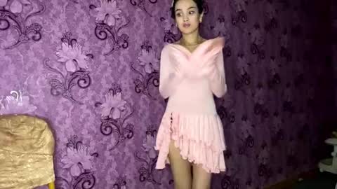 Amina online show from February 2, 7:13 pm