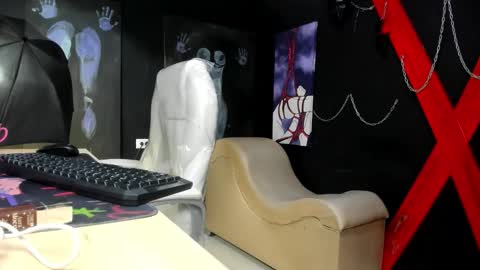 aryahmoonn online show from March 27, 3:41 am