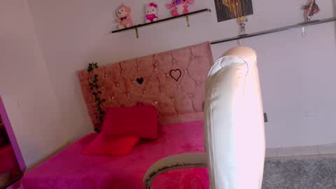 aryahmoonn online show from March 20, 3:22 am