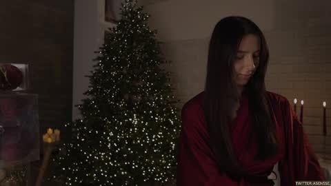 Call me Ann online show from December 22, 8:36 pm