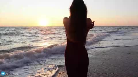 Call me Ann online show from April 3, 7:23 pm