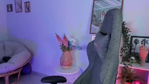 AshleyAshe  online show from March 2, 1:58 am