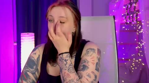 AshleyAshe  online show from April 16, 2:34 am