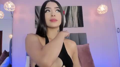 Ashely online show from July 20, 7:25 pm
