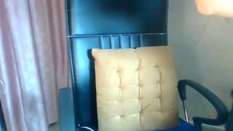 ashi_indian online show from April 4, 4:06 pm