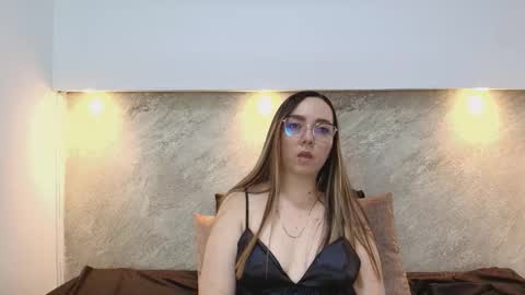 Asley Bennet online show from November 23, 5:10 am