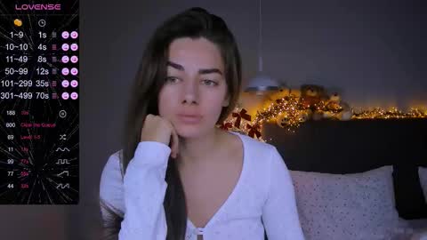 Ashley online show from December 14, 8:03 pm