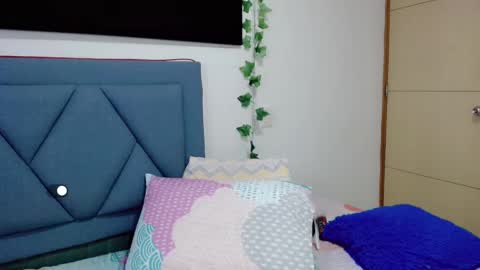 ashley online show from February 27, 12:02 pm