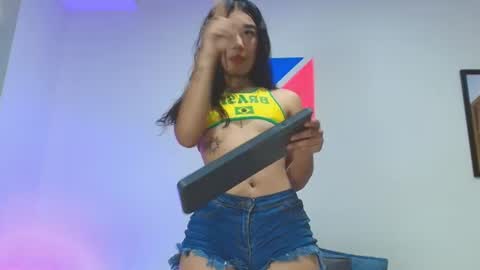 Ashley Blazze  online show from July 25, 11:50 am