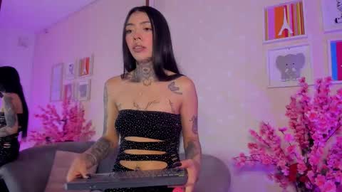 ashley_blum_ online show from March 28, 12:15 pm