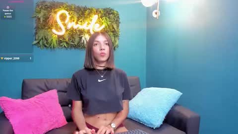 Snapshot of ashleymonrroe_ chatting on October 13, 7:38 pm Ashley Monroe online show from October 13, 7:38 pm