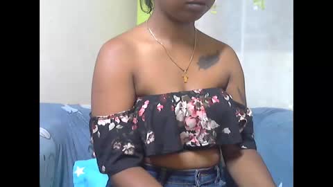 ashleyqueen X online show from December 21, 10:35 pm