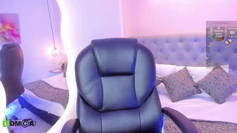 Snapshot of ashlie_dixon1 chatting on September 10, 1:05 am Ashlie  online show from September 10, 1:05 am