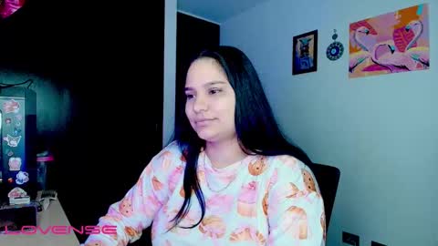 ashliecooperr online show from December 16, 1:55 am